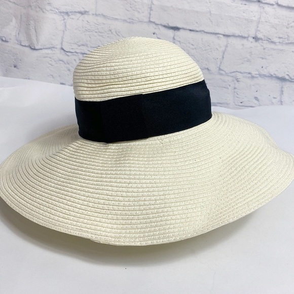 Nordstrom ivory wide brim adjustable straw hat NWT - Picture 1 of 5